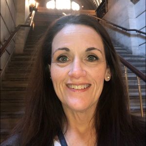 Meet your Posher, Angela